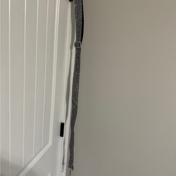 Sparkle cross body strap - Picture 5 of 12